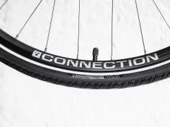 Trek FX 2 Disc Equipped Stagger- Harmaa -Polkupyörät Shop Bontrager h2 hard case lite renkaat