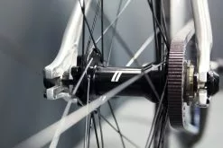 Schindelhauer Viktor Yksivaihteinen Miesten Pyörä Hihnavedolla – Pure Alu -Polkupyörät Shop Viktor 2017 20