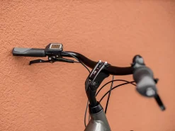 Trek District+ 7 Lowstep 500Wh Grey -Polkupyörät Shop bosch unisex sahkopyora shimano vaihteilla