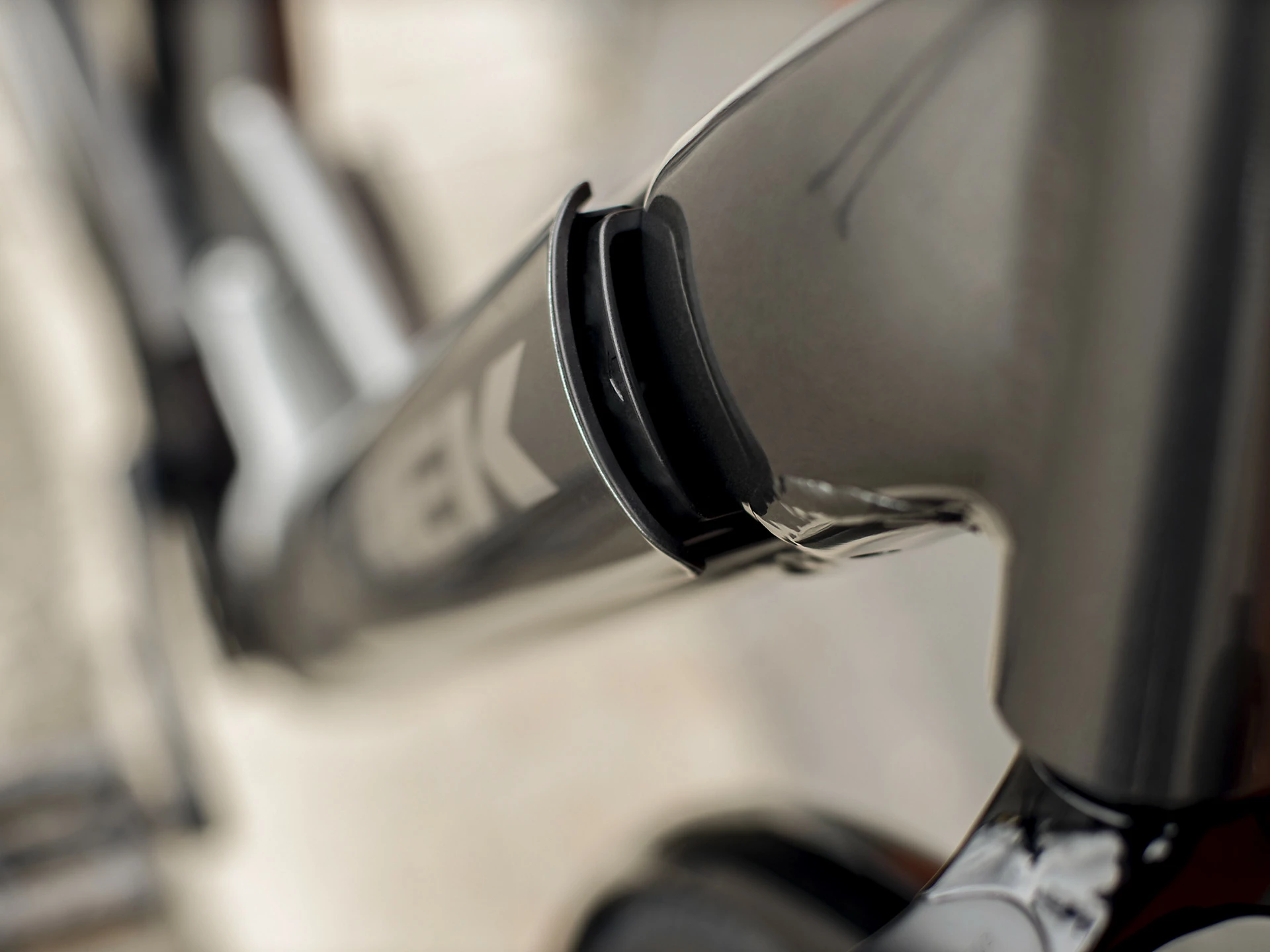 Trek District+ 7 Grey 500Wh 6 Trek District+ 7 Grey 500Wh - Image 6