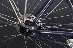 Schindelhauer Friedrich VIII – 8-vaihteinen Miesten Pyörä – Tummansininen 11 Schindelhauer Friedrich VIII – 8-vaihteinen Miesten Pyörä – Tummansininen -Polkupyörät Shop products Friedrich VIII XI 2017OCo21 1