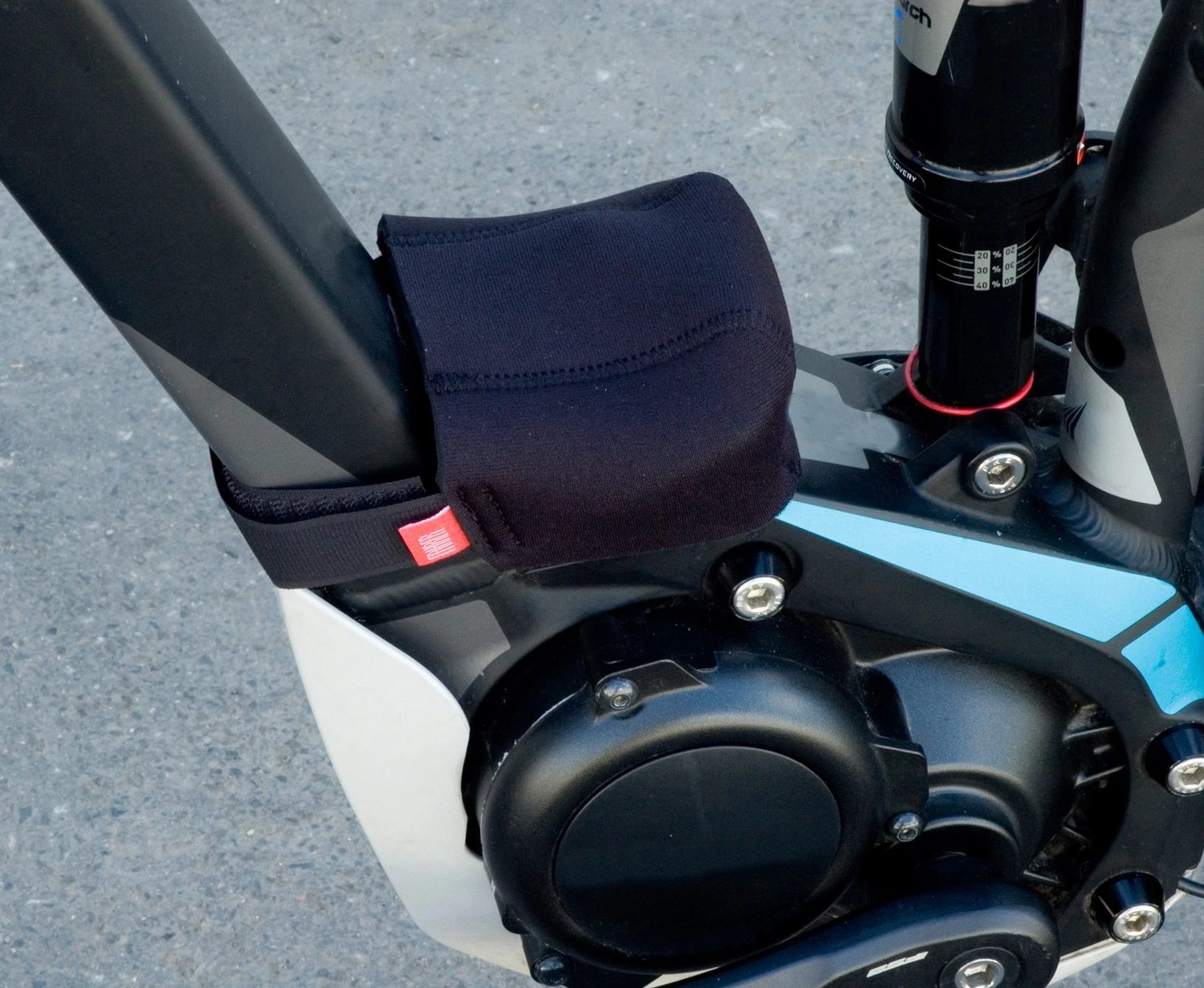 Fahrer Akun Pidikkeen Suojus 2 Fahrer Akun Pidikkeen Suojus - Image 2