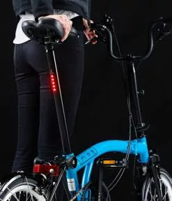 LightSKIN Satulatolppa LED-valoilla Bromptoniin 31.8mm -Polkupyörät Shop products lightskin brompton