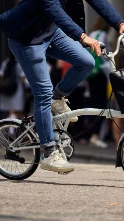 Brompton C Line Utility Mid – Musta -Polkupyörät Shop products papyrus white brompton.s