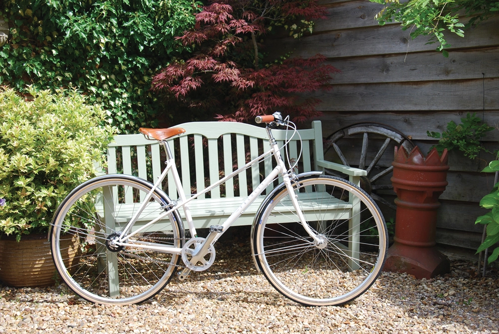 Pashley Aurora Naisten Mixte Pyörä – Valkoinen 2 Pashley Aurora Naisten Mixte Pyörä – Valkoinen - Image 2