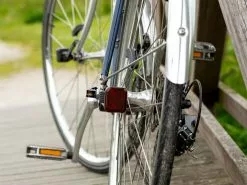 Reelight AMS Magneettivalo Eteen Ja Taakse -Polkupyörät Shop reelight ams pyoran valo ilman paristoja 2