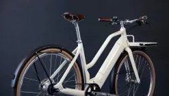 Schindelhauer Hannah Grafitti Musta -Polkupyörät Shop schindelhauer hannah e bike